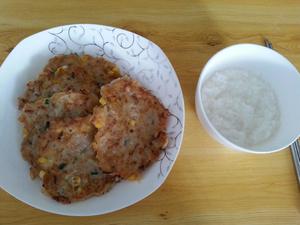 早餐-米饭肉饼的做法 步骤4