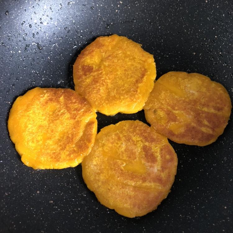 香煎南瓜饼