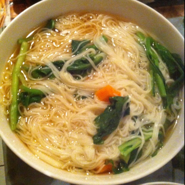 小白菜苗清汤面