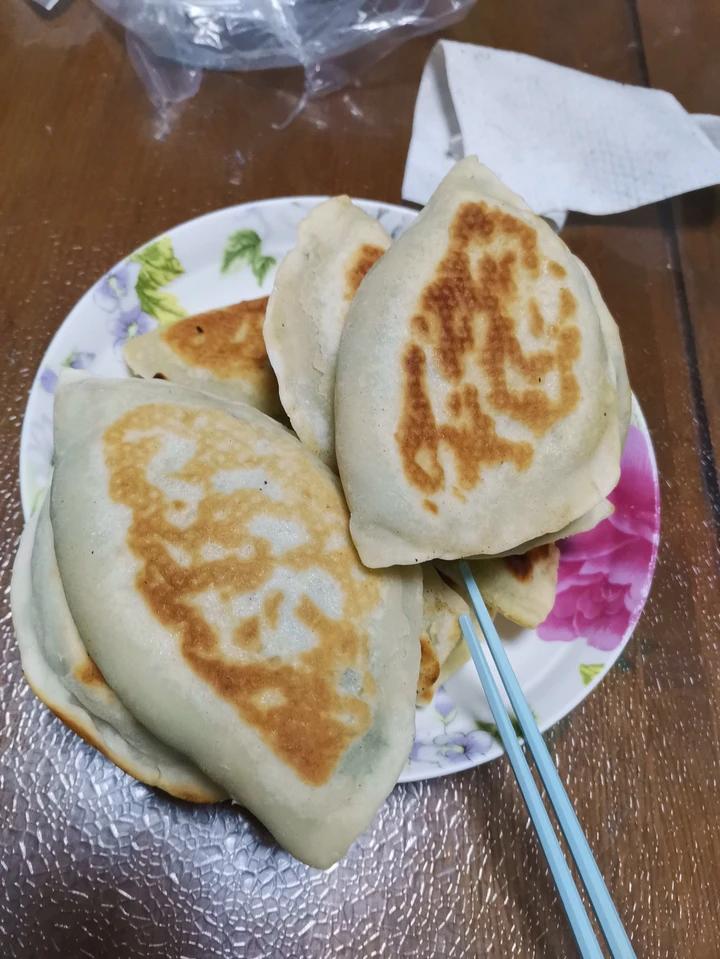 韭菜盒子（超好吃）