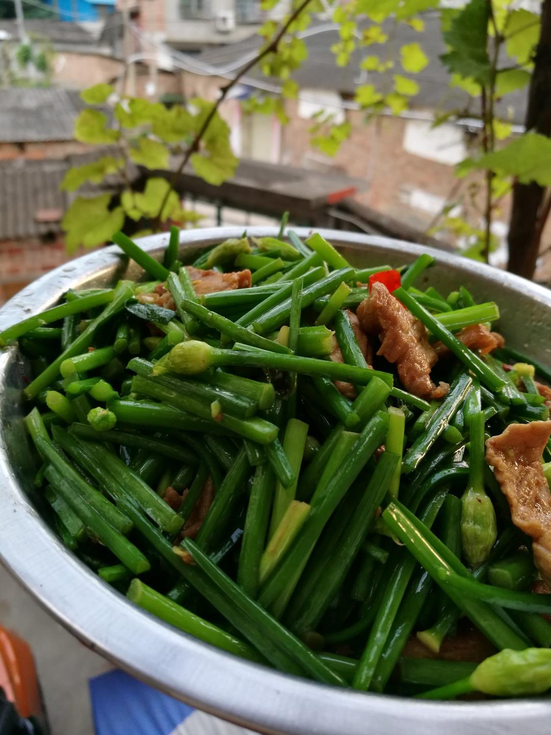 超级下饭的香辣韭菜花