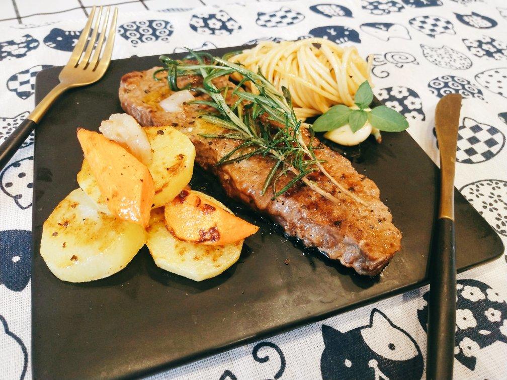 这么做厚切西冷牛排，不香吗