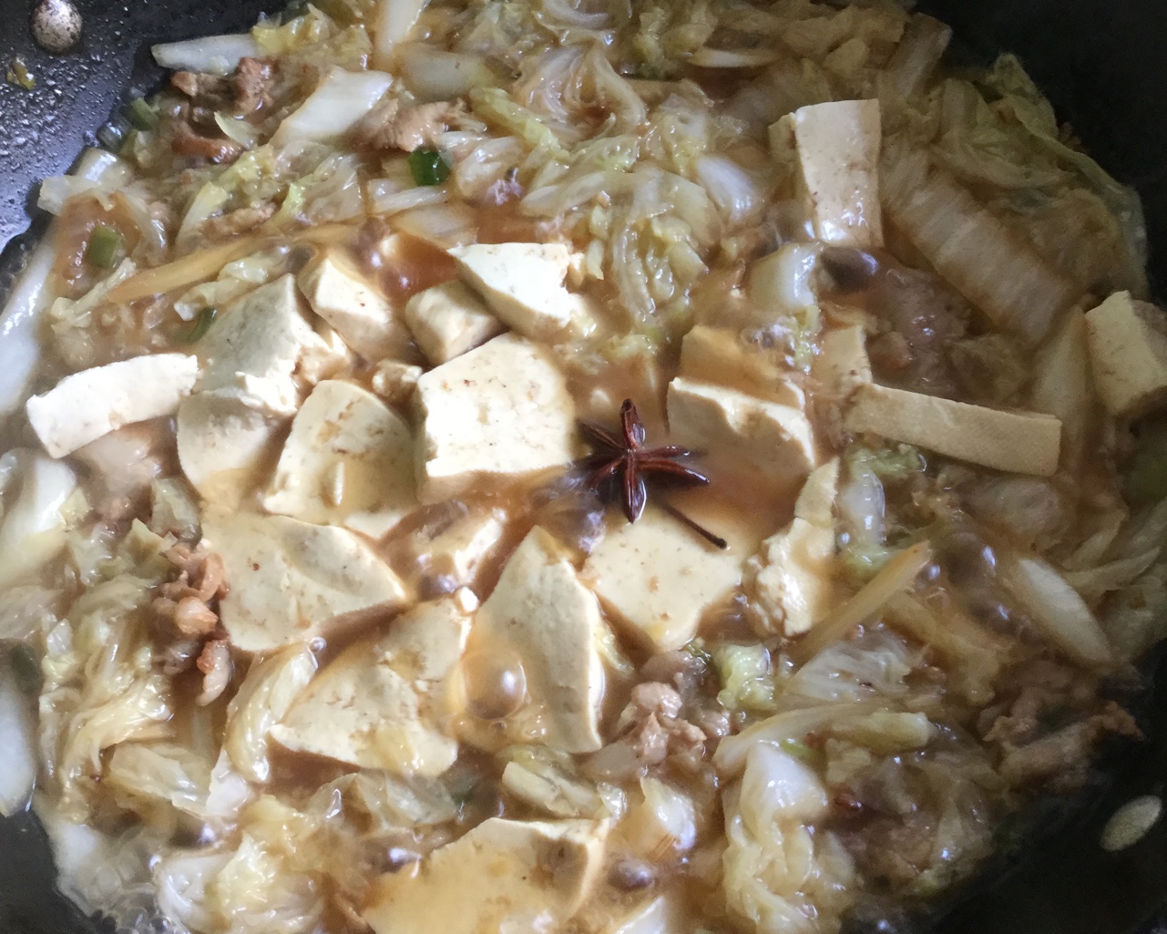 白菜豆腐蚬子汤的做法 步骤4