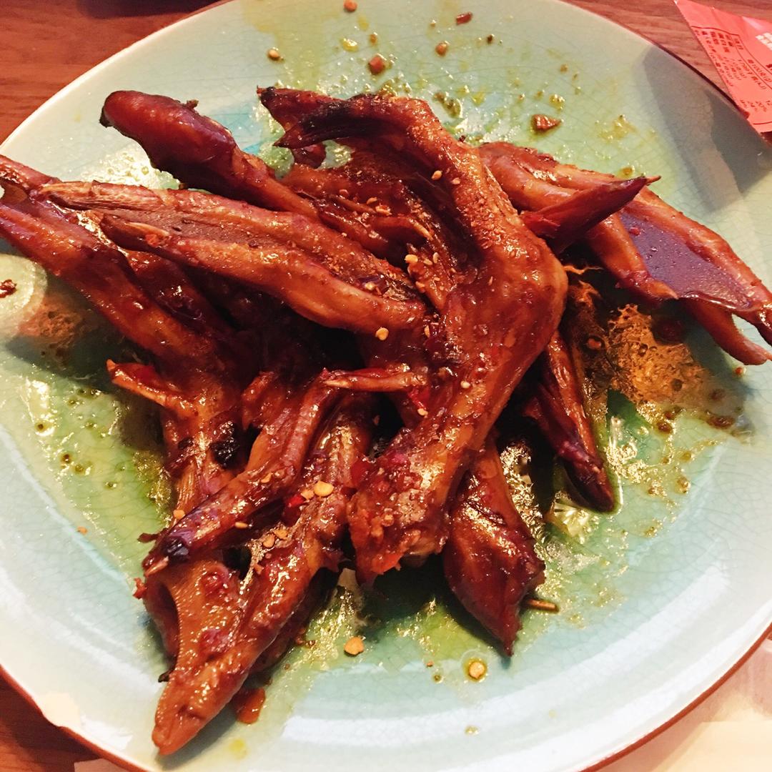 周黑鸭味～～～鸭翅 鸭爪