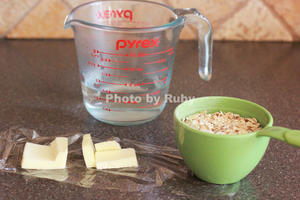 松软细腻的燕麦小餐包（Oatmeal Dinner Rolls）的做法 步骤2