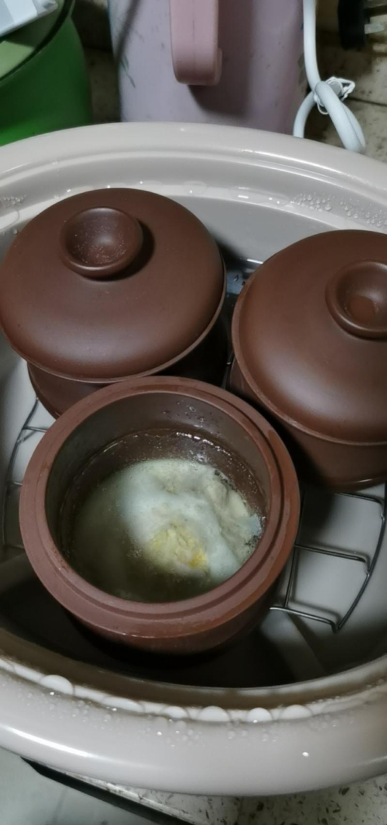 南昌鸡蛋肉饼瓦罐汤！是鸡蛋死死压着肉饼卧在罐底的那种！（电炖盅版）