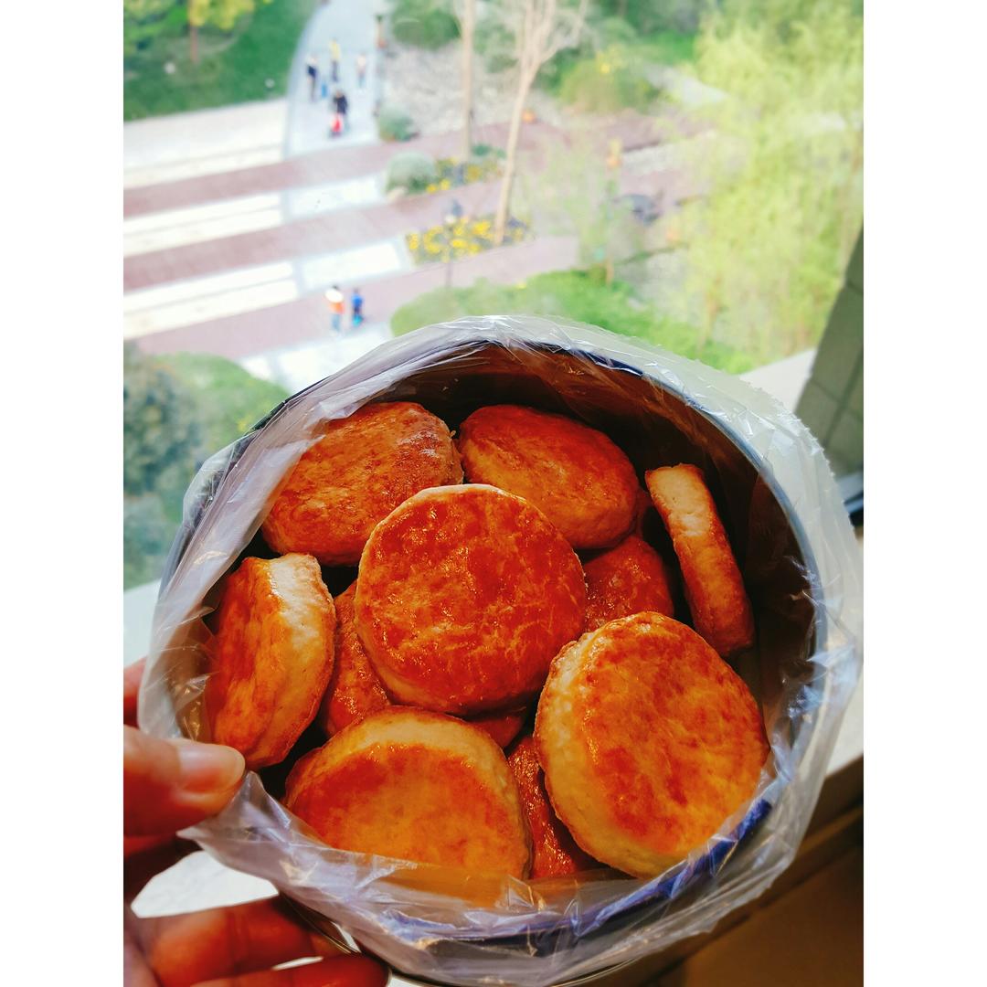 【视频】3分钟 奶油司康Scone(可能是世界上最快手的司康) 消耗淡奶油～