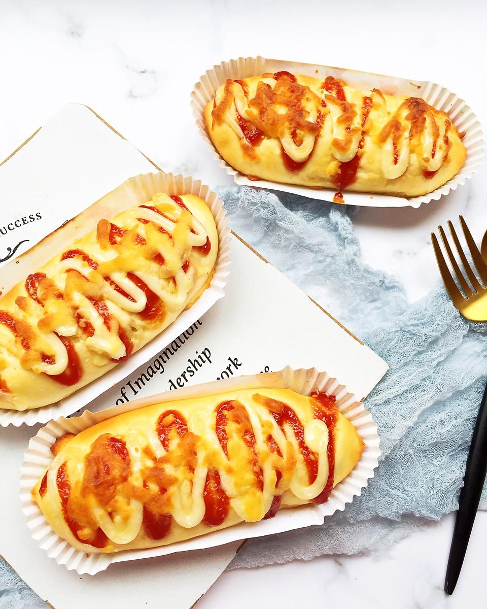 芝士沙拉肉松面包（波兰种）