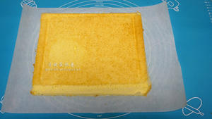 瑞士卷——青提蛋糕卷，不开裂的蛋糕卷教程的做法 步骤10