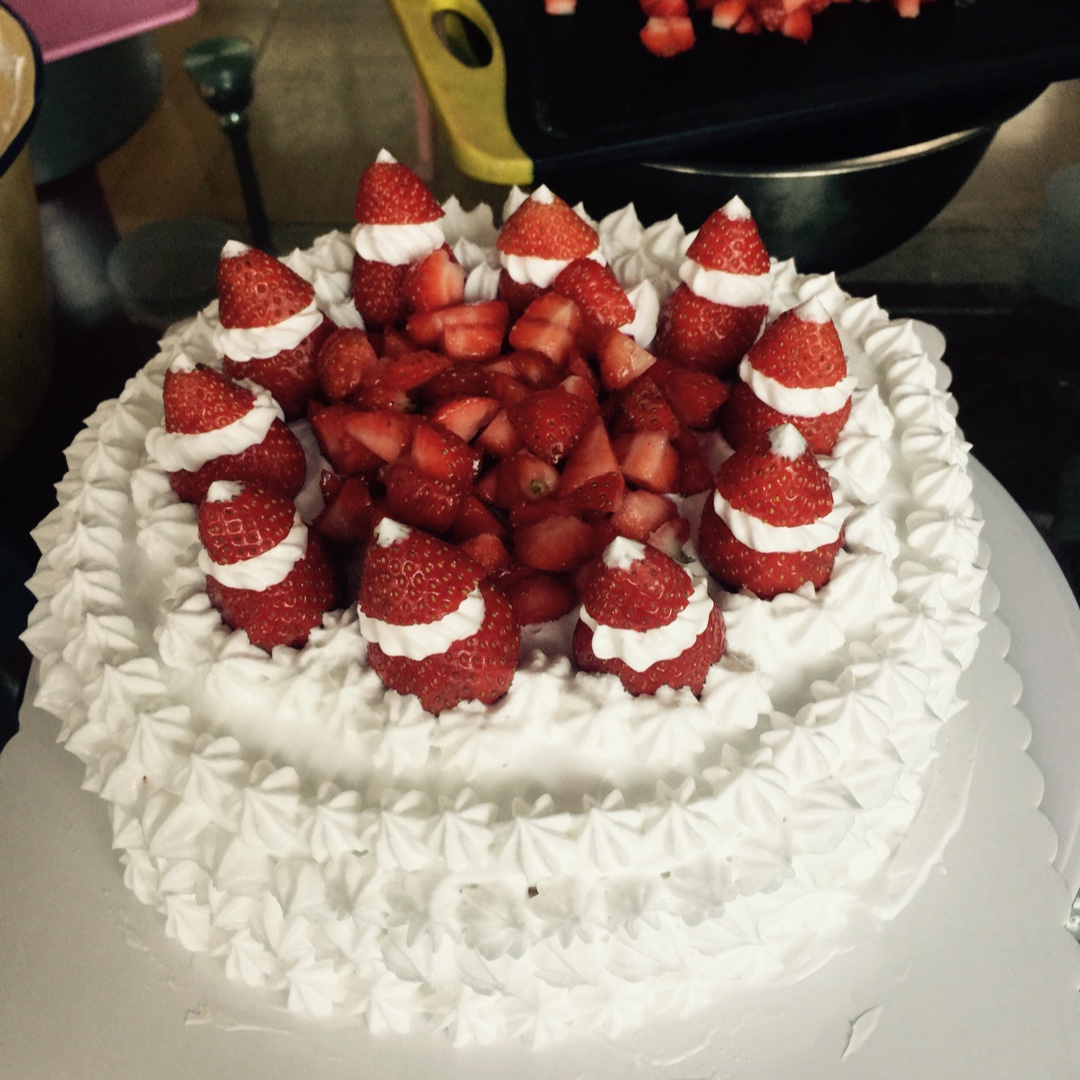草莓雪人蛋糕