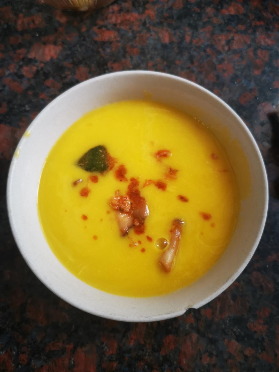 完美复刻新加坡某网红轻食店的南瓜汤😍😍减肥mm们别错过啊！