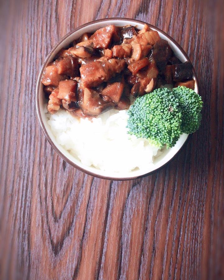 一碗高颜值有内涵的台湾卤肉饭