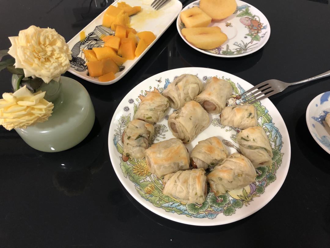 手抓饼裹烤肠—烤箱版