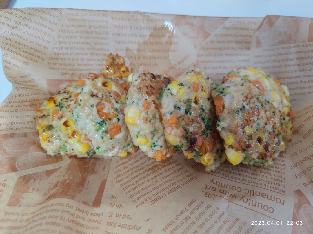 减肥餐低脂鸡胸肉饼