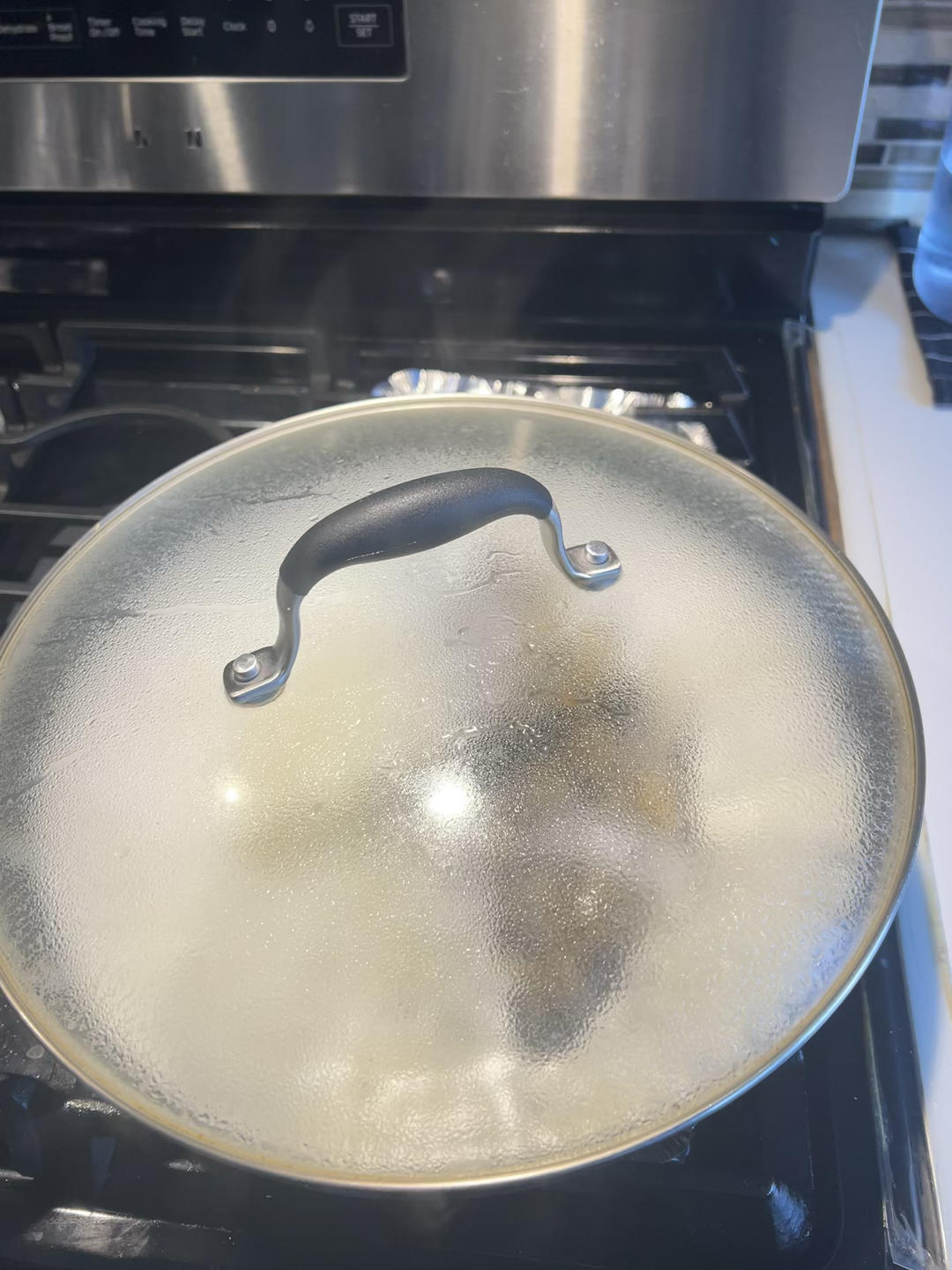 鲜浓鱼汤鲤鱼汤（鲫鱼汤）