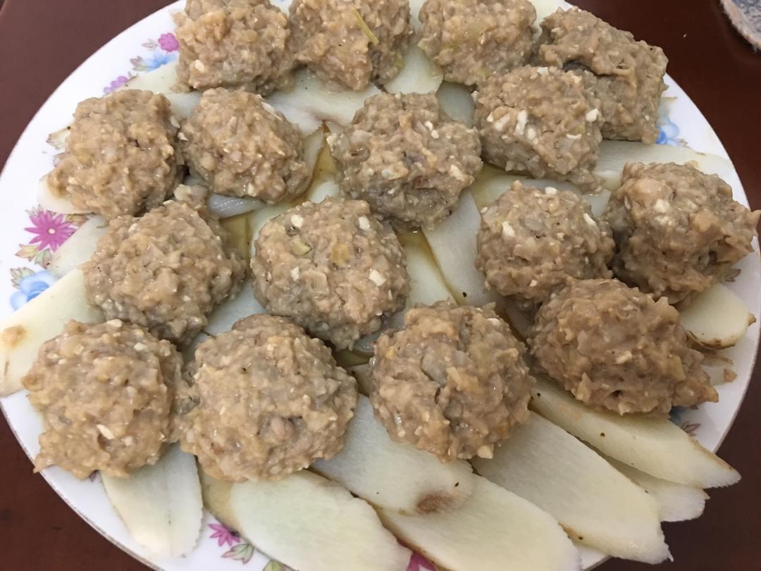 莲藕鸡肉丸子的做法