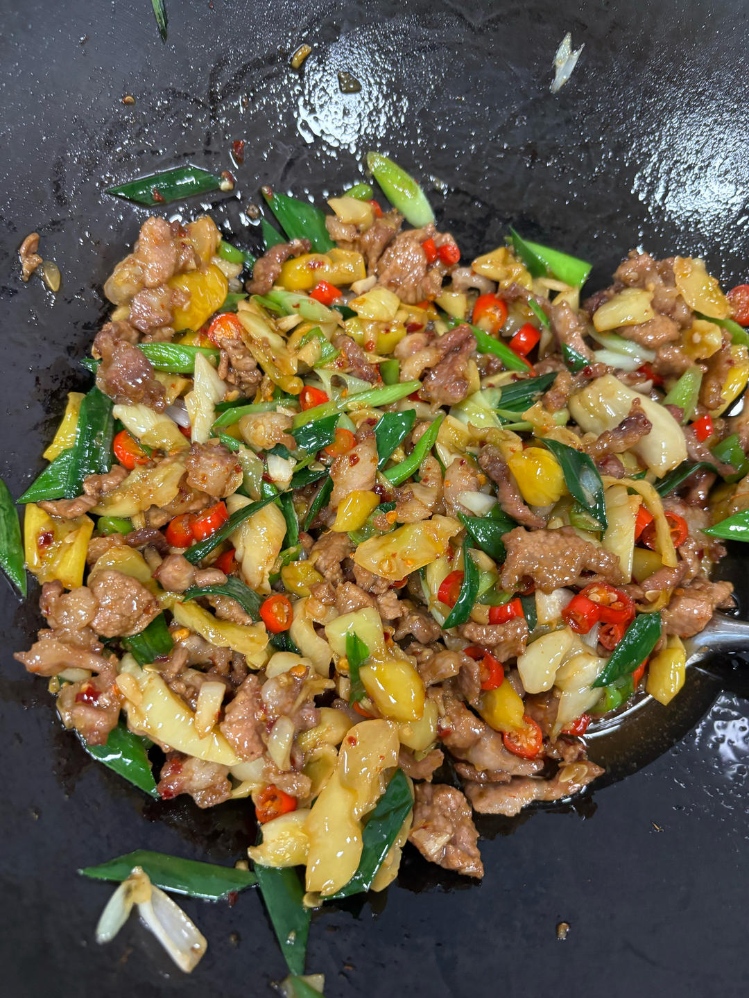 脆黄瓜皮炒肉的做法