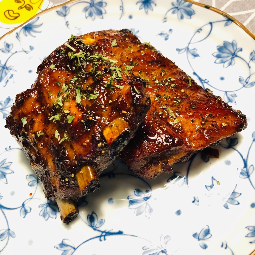 低温慢烤牛肋排（Slow Cooked Beef Ribs）