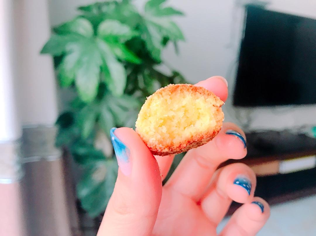 黄金椰丝球