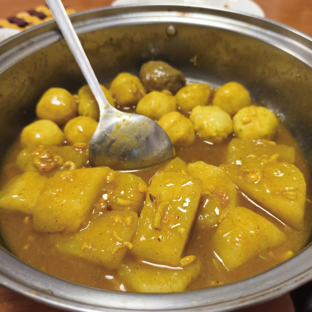 港式街头小吃-咖喱三宝鱼蛋