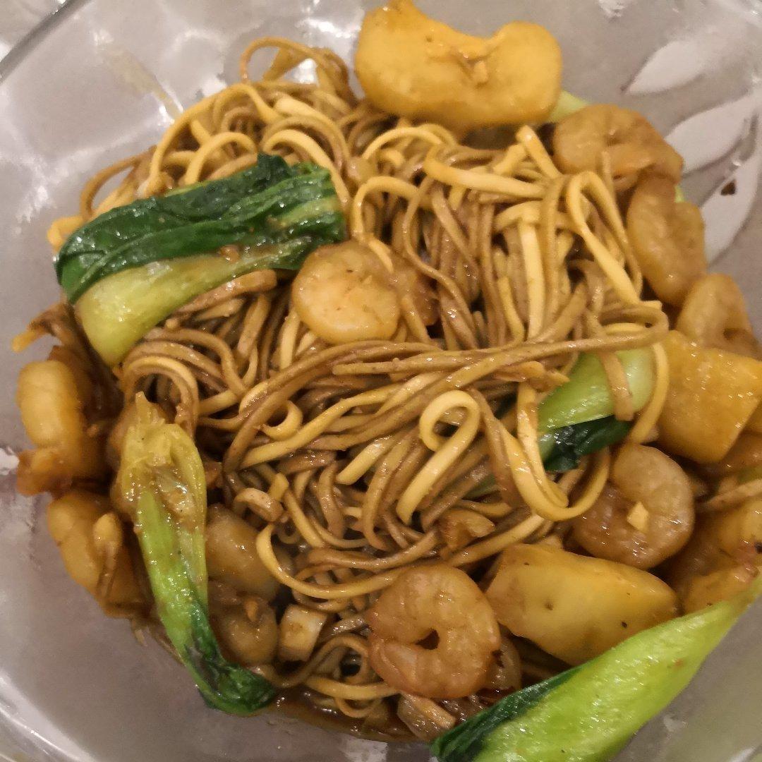 虾仁炒面