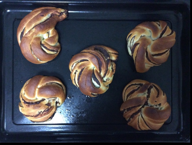 豆沙卷面包