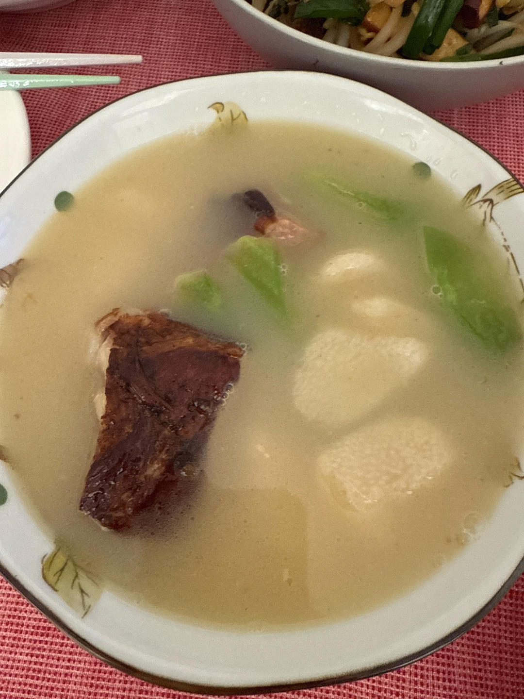 腊排骨汤