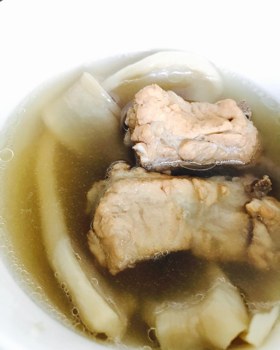 萝卜干排骨汤