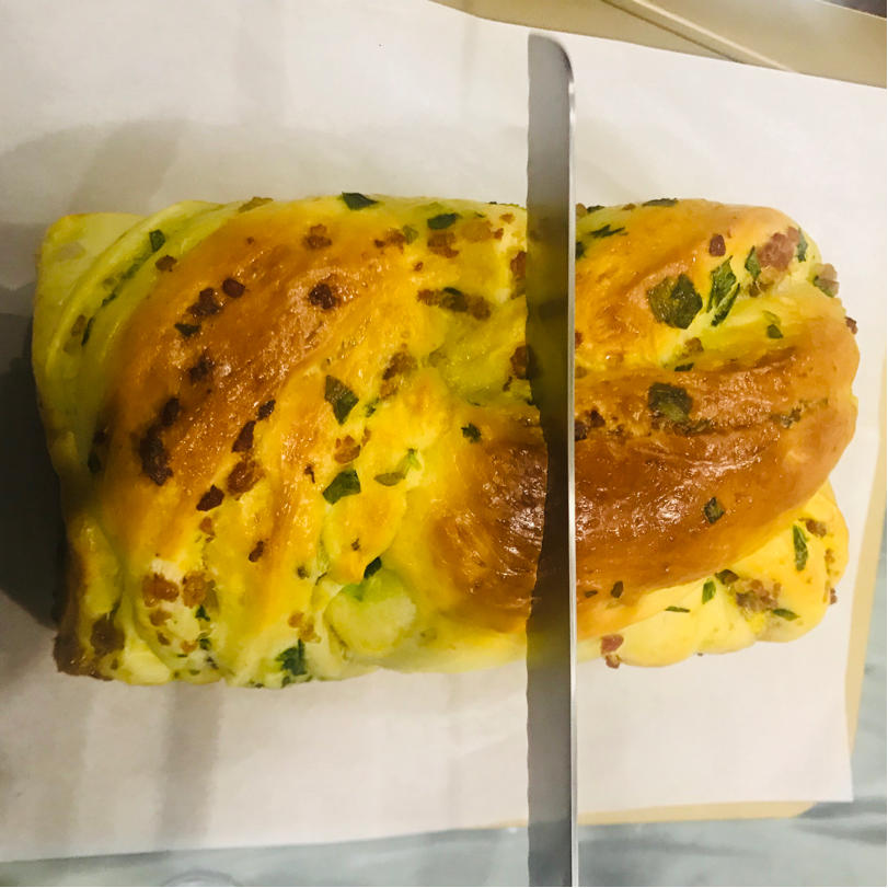 香葱肉松手撕吐司