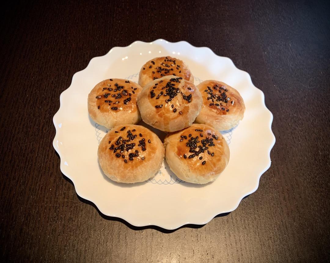 这么薄的皮，这么多的馅儿~~ | 金黄香酥的栗子肉松饼
