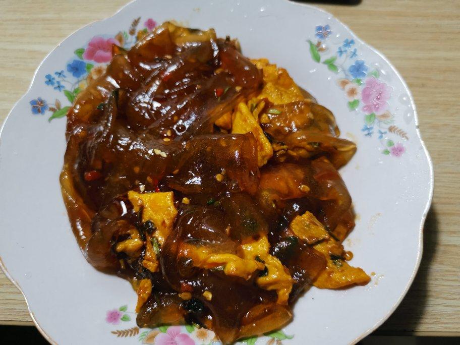 仇仇要养胃做的蚌埠小孩最爱的拉皮炒肉丝