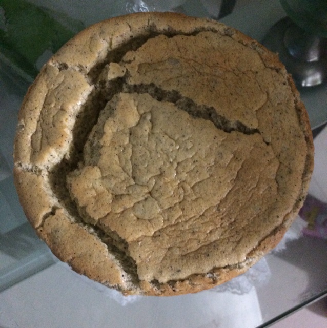 无油黑芝麻核桃戚风蛋糕