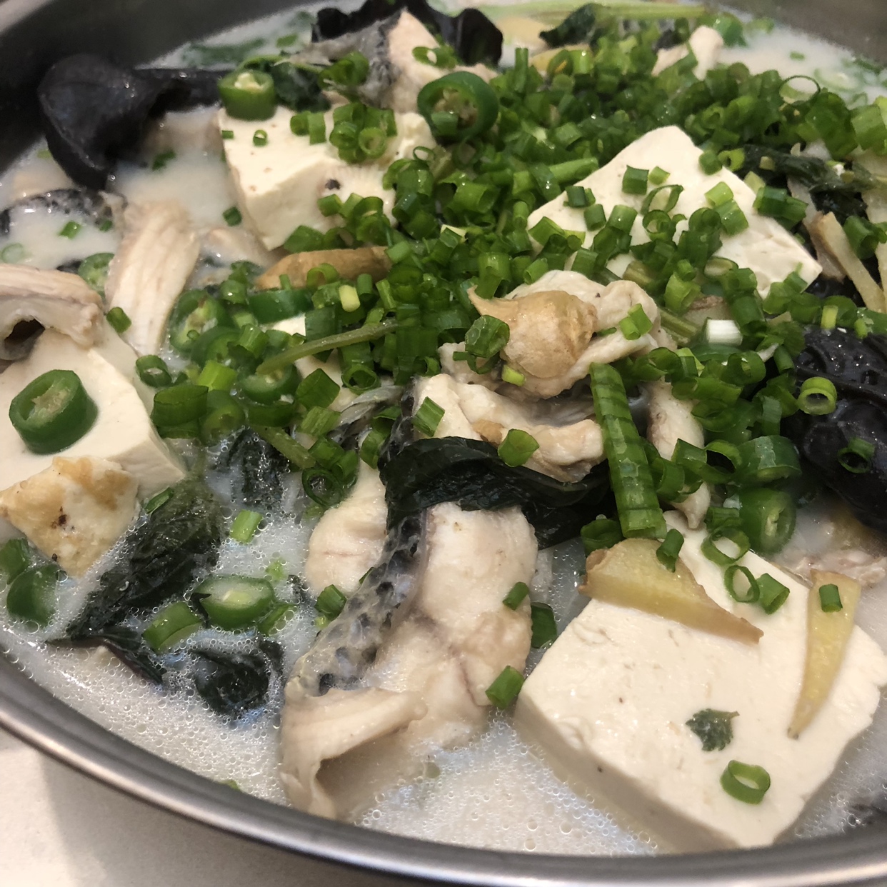 紫苏生鱼汤的做法