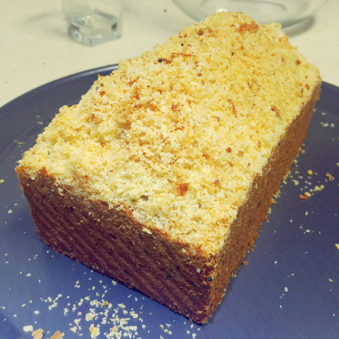 黑芝麻椰蓉酥粒磅蛋糕