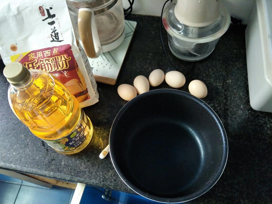 不用电子称只需要普通电饭锅做的电饭锅蛋糕