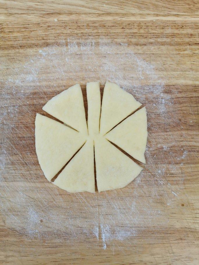 甜蜜少女心-蝴蝶结面包