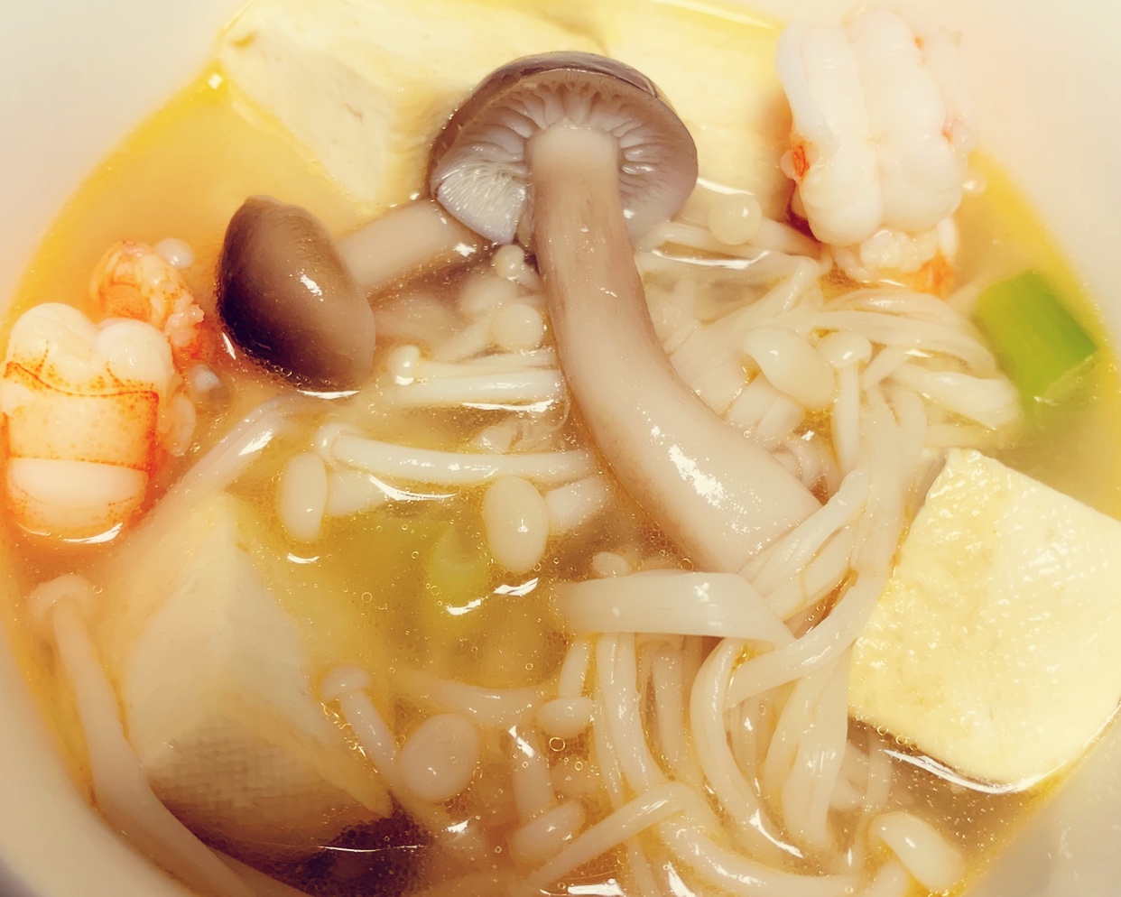 （减脂餐）虾仁菌菇豆腐汤