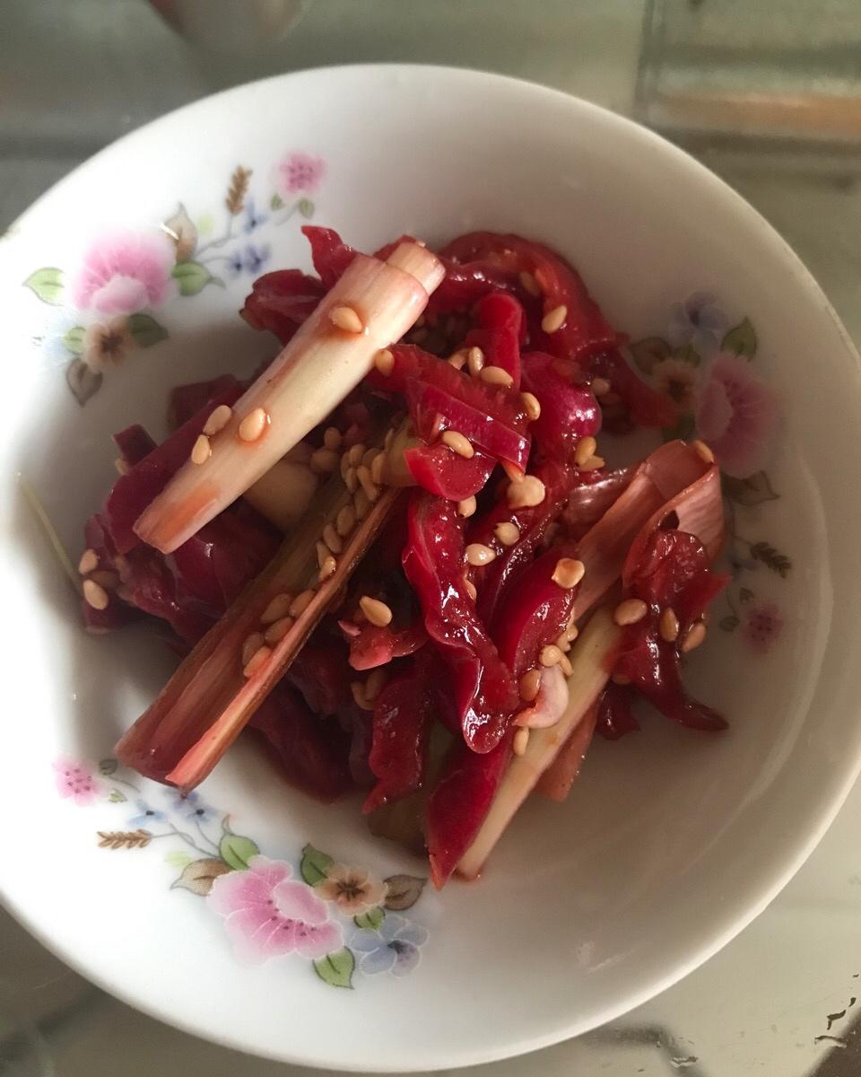 凉拌火龙果皮