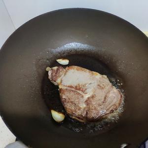 烤牛排（2.5厘米厚）的做法 步骤3