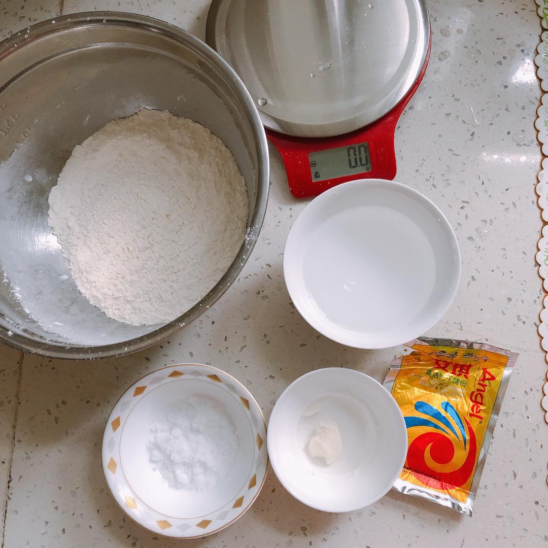 纯奶手撕吐司的做法 步骤1