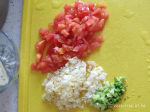 辅食番茄龙利鱼浓汤（方便快捷）的做法 步骤1