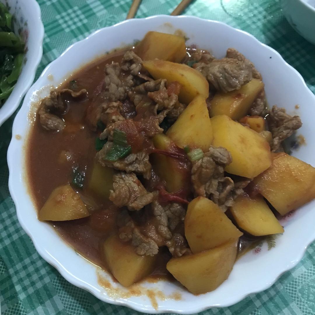 红烧牛肉土豆 （独家秘制）