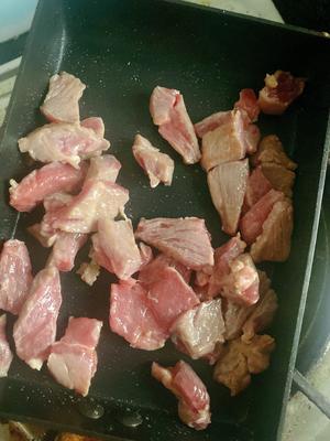 减脂餐之土豆炖牛肉的做法 步骤2