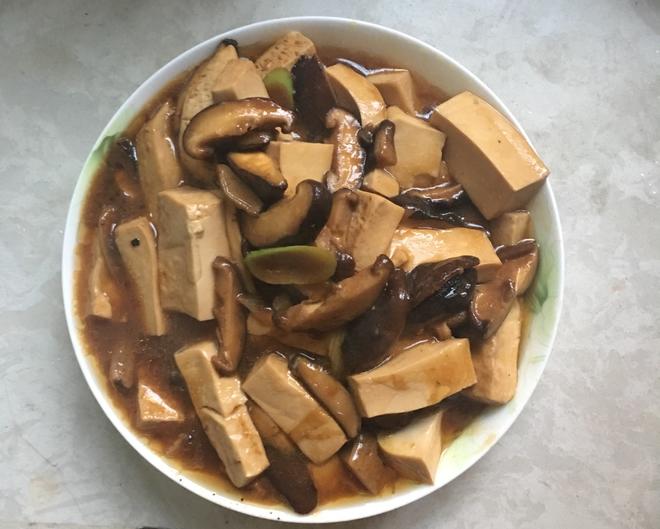 鲜香菇烧豆腐的做法
