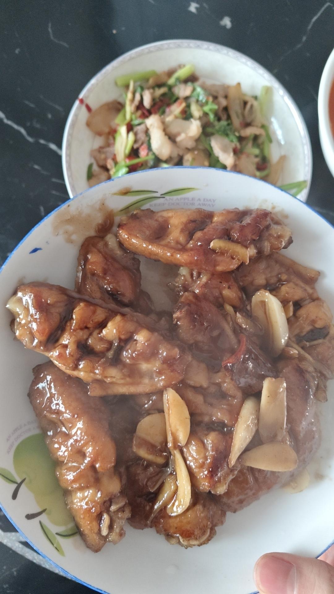 浓稠香甜的可乐鸡翅