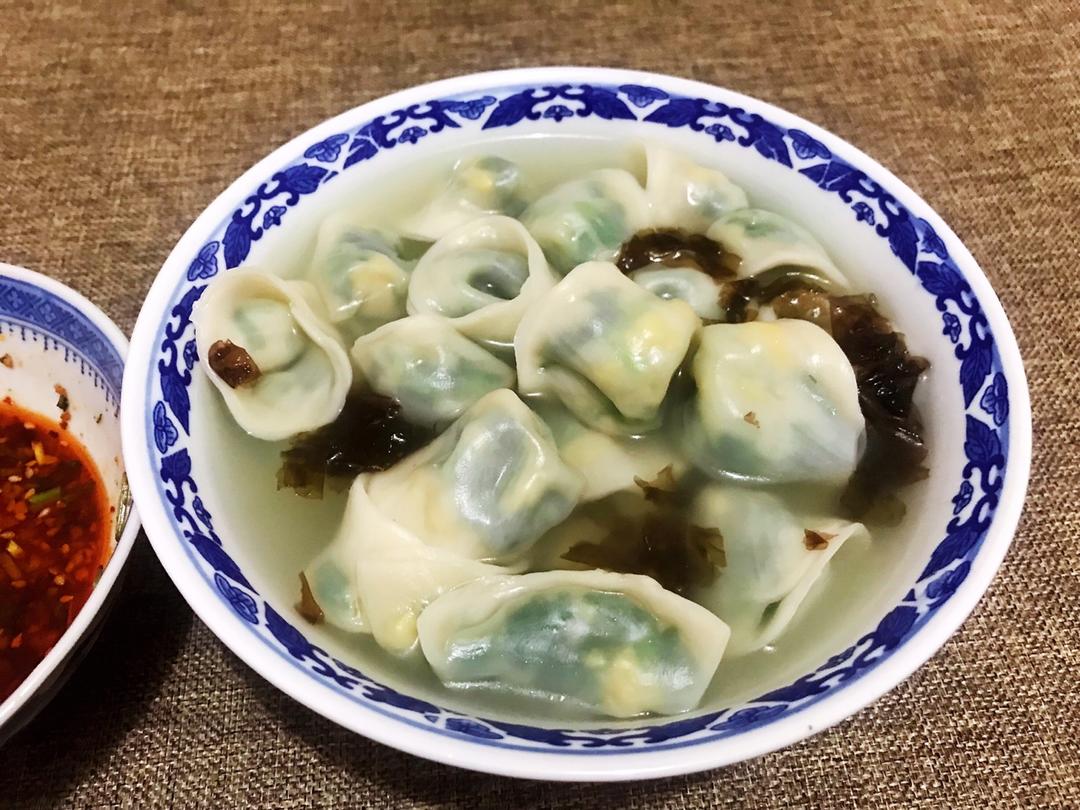 韭菜鸡蛋蒸饺🥟