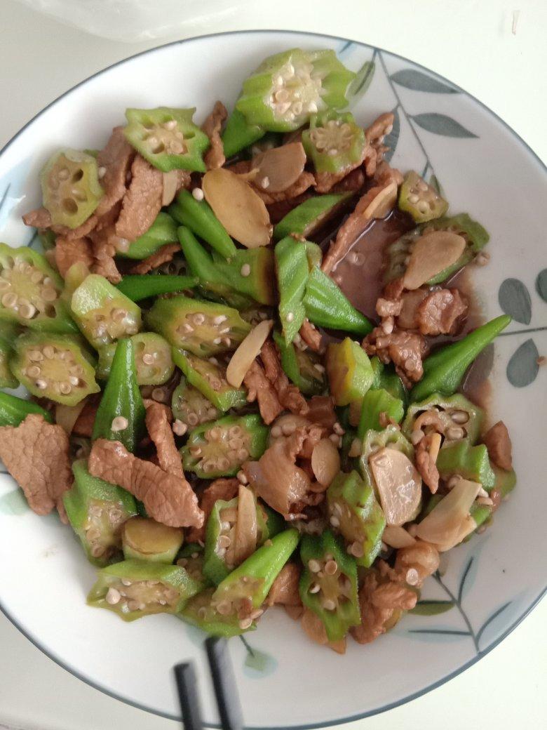 秋葵炒肉