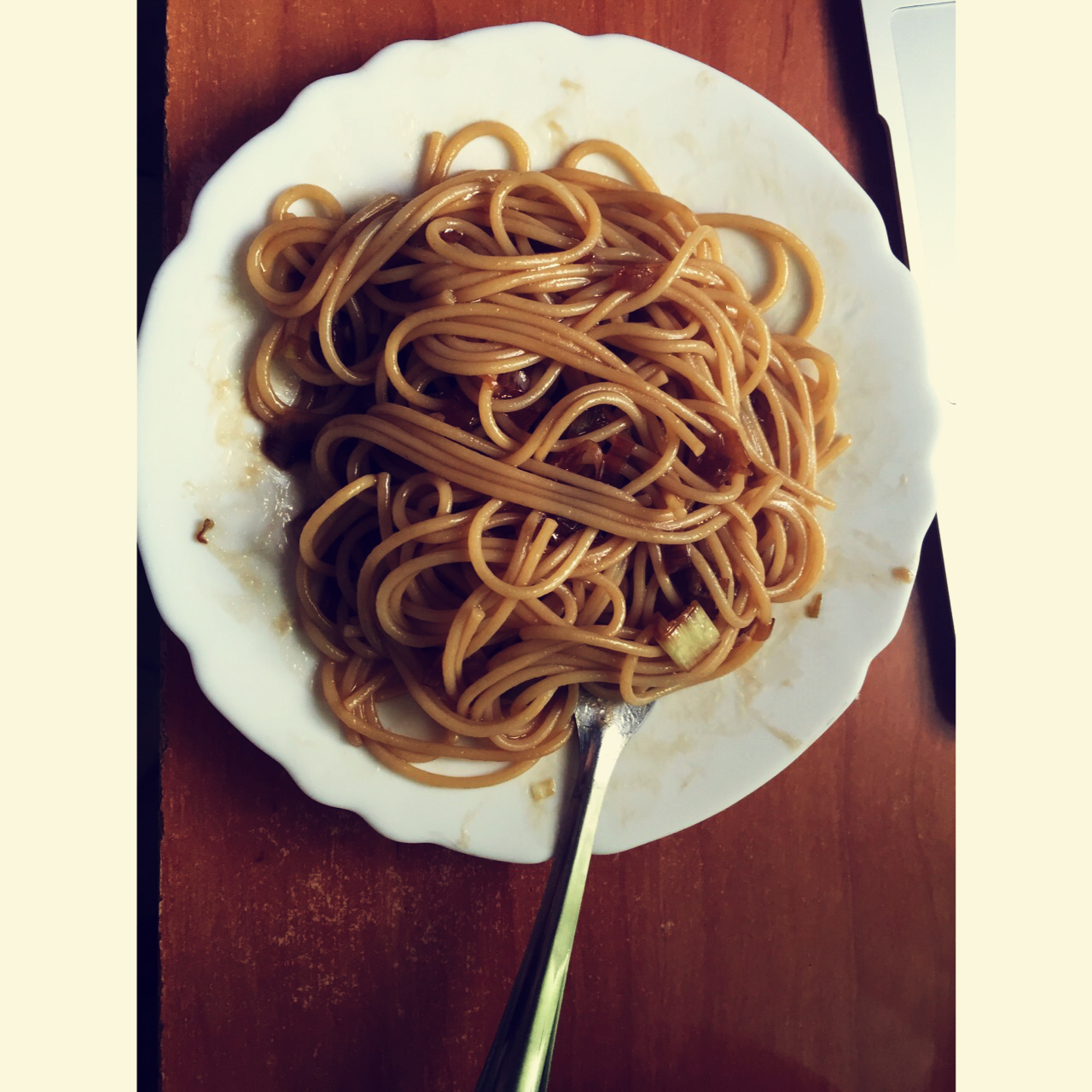 葱油拌面Spring Onion Noodles