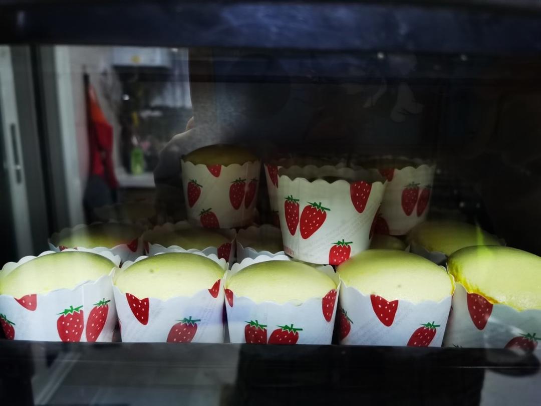 纸杯蛋糕 8寸戚风蛋糕的量