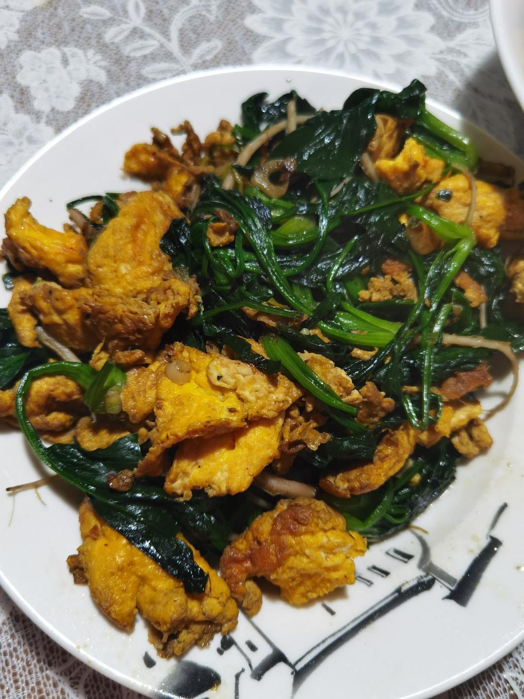 菠菜炒鸡蛋
